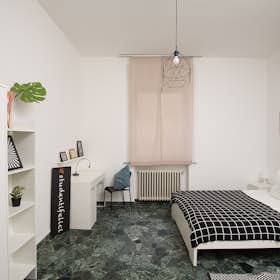 Stanza privata for rent for 590 € per month in Rimini, Corso d'Augusto