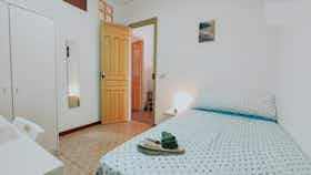 Приватна кімната за оренду для 300 EUR на місяць у Alicante, Avenida Jijona