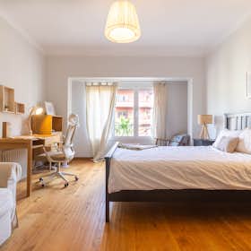 Private room for rent for €800 per month in Barcelona, Ronda del General Mitre