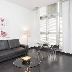 Apartment for rent for €1,612 per month in Madrid, Calle Pérez Galdós