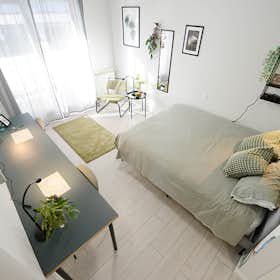 Private room for rent for €630 per month in Urdúliz, Calle Kareabi