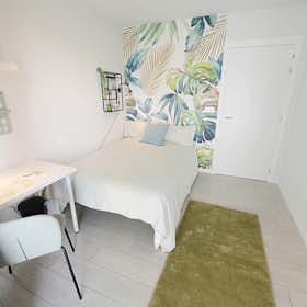 Private room for rent for €530 per month in Urdúliz, Calle Kareabi