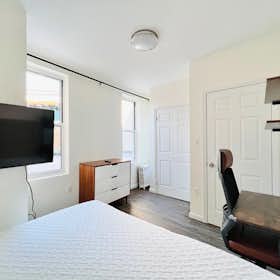 Habitación privada en alquiler por $1,060 al mes en Ridgewood, Madison St