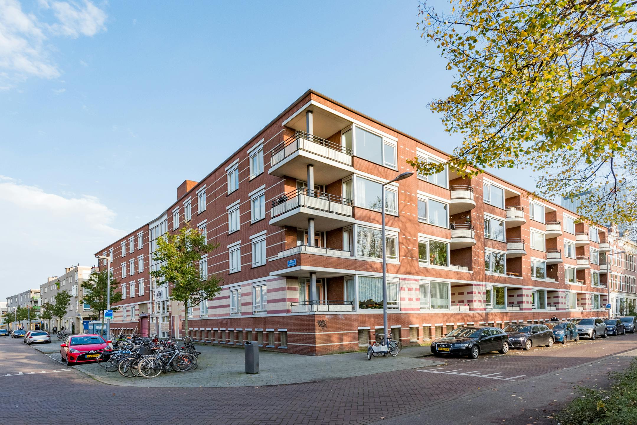 Appartement Jacob Loisstraat in Rotterdam