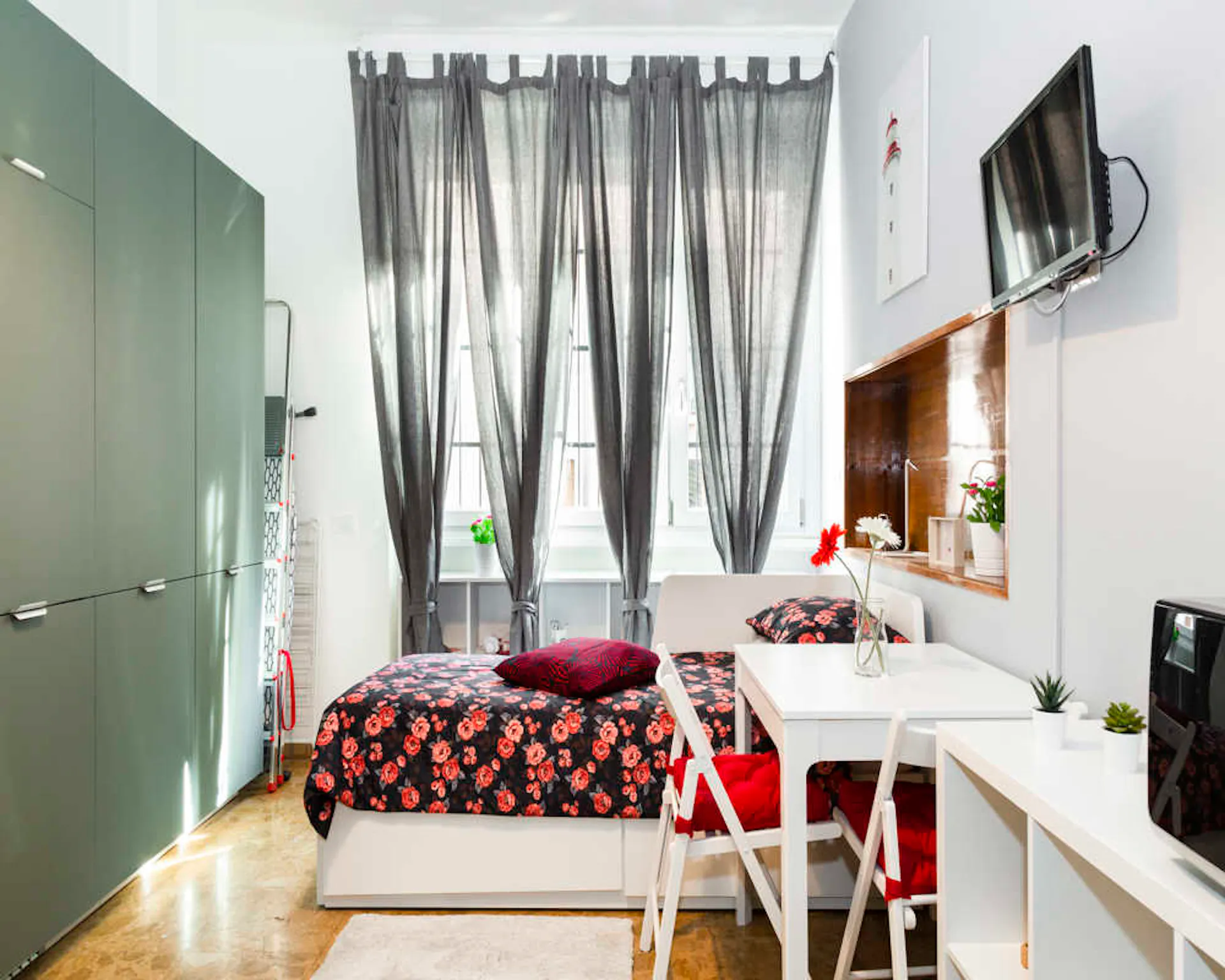 Via Antonio Pollaiuolo, Milan preview