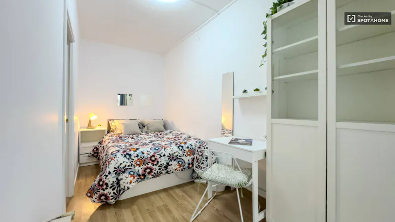 Carrer de València, Barcelona - in Barcelona