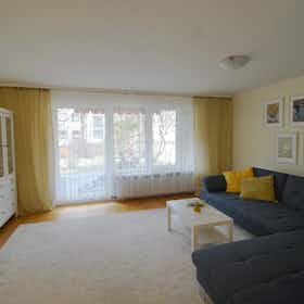 Apartamento para alugar por € 2.800 por mês em Augsburg, Professor-Kurz-Straße