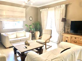 Apartamento para alugar por € 1.290 por mês em Arkalochóri, Kondylaki