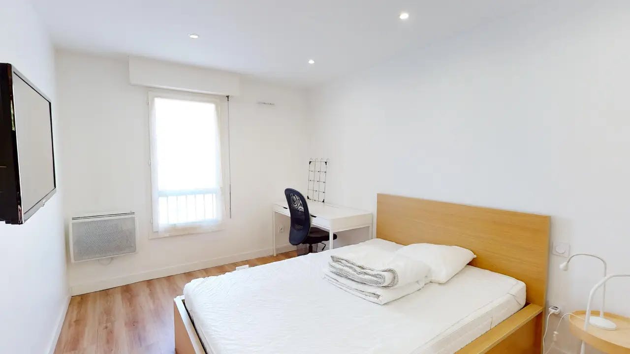 Отдельная комната сдается в аренду за 404 € в месяц в Toulon, Rue des Remparts