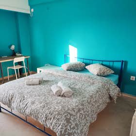 Private room for rent for €450 per month in Athens, Marni