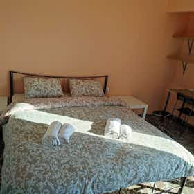 Private room for rent for €340 per month in Athens, Marni