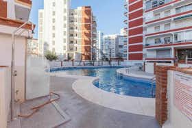 Apartment for rent for €798 per month in Vélez-Málaga, Calle Junquera