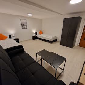 Appartement à louer pour 1 200 €/mois à Laubach, Herrenhausgasse