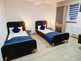 公寓 正在以 €1,100 的月租出租，其位于 Laubach, Herrenhausgasse
