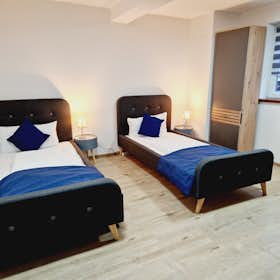 公寓 正在以 €1,100 的月租出租，其位于 Laubach, Herrenhausgasse