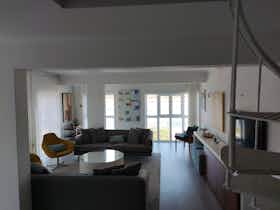 Apartment for rent for €2,000 per month in Ílhavo, Avenida Fernandes Lavrador