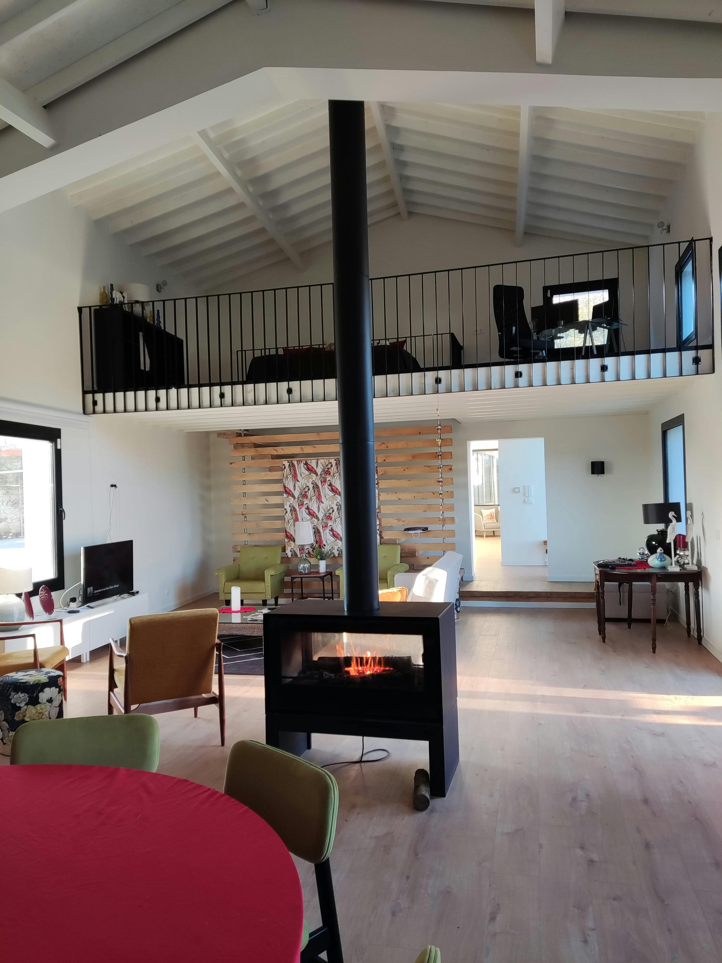 Casa para alugar por € 2.200 por mês em Albergaria-a-Velha, Rua da Póvoa