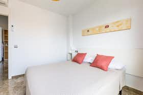 Appartement te huur voor € 798 per maand in Algarrobo, Avenida de los Fenicios
