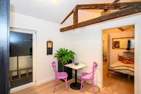 Appartement te huur voor € 1.190 per maand in Bonn, Estermannstraße