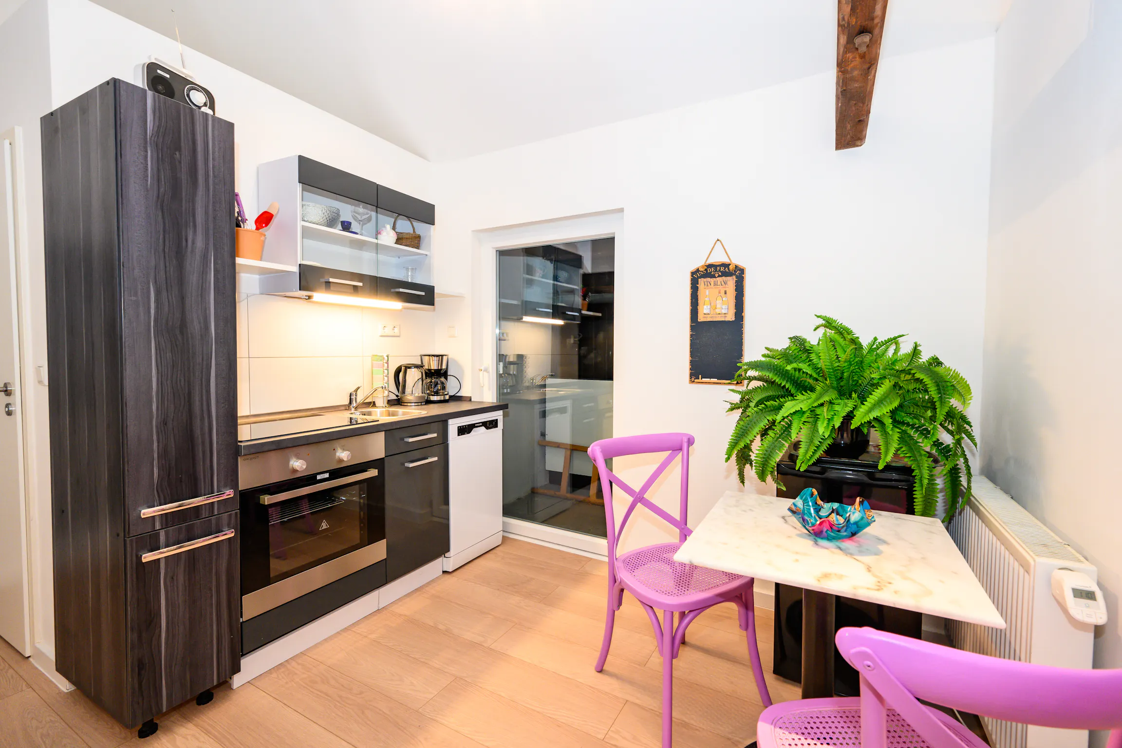 1-Bedroom Apartment in Estermannstraße, Bonn 2