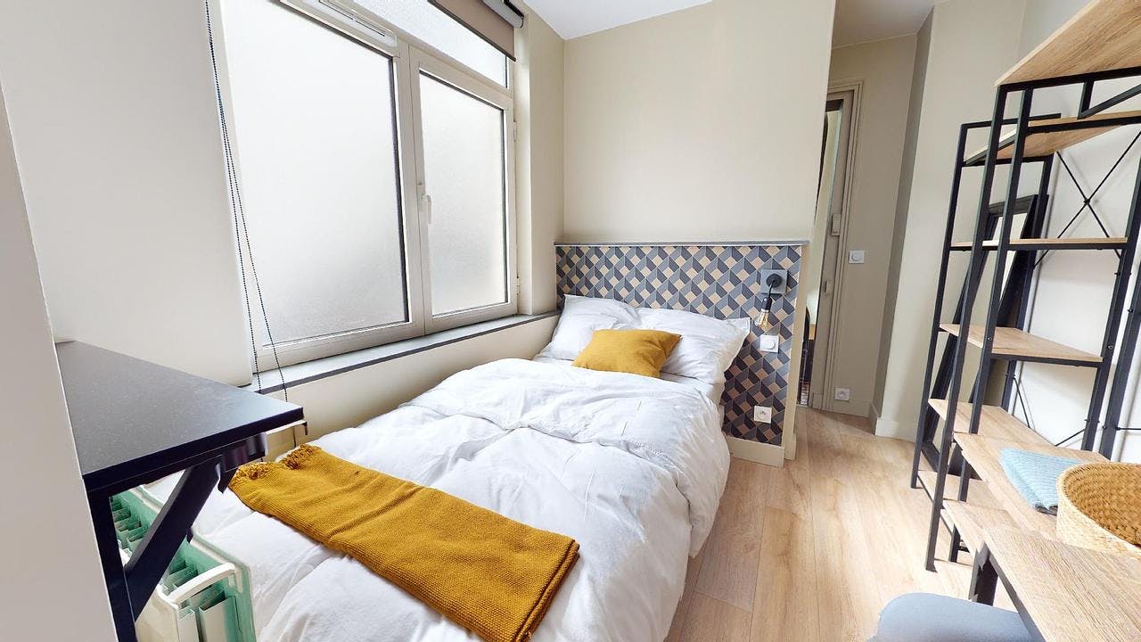 Private room for rent on Rue Jeanne d'Arc, Lille