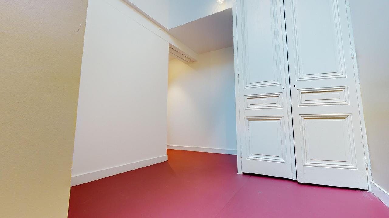 Apartment Saint-Étienne, 600m² — photo 21