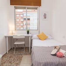 WG-Zimmer for rent for 400 € per month in Málaga, Calle Palo Mayor