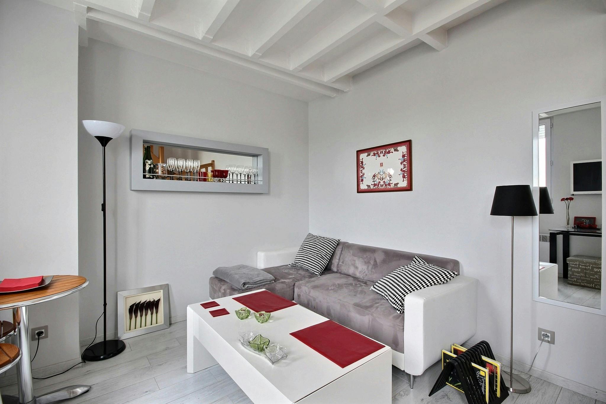 Avenue Niel, Paris preview