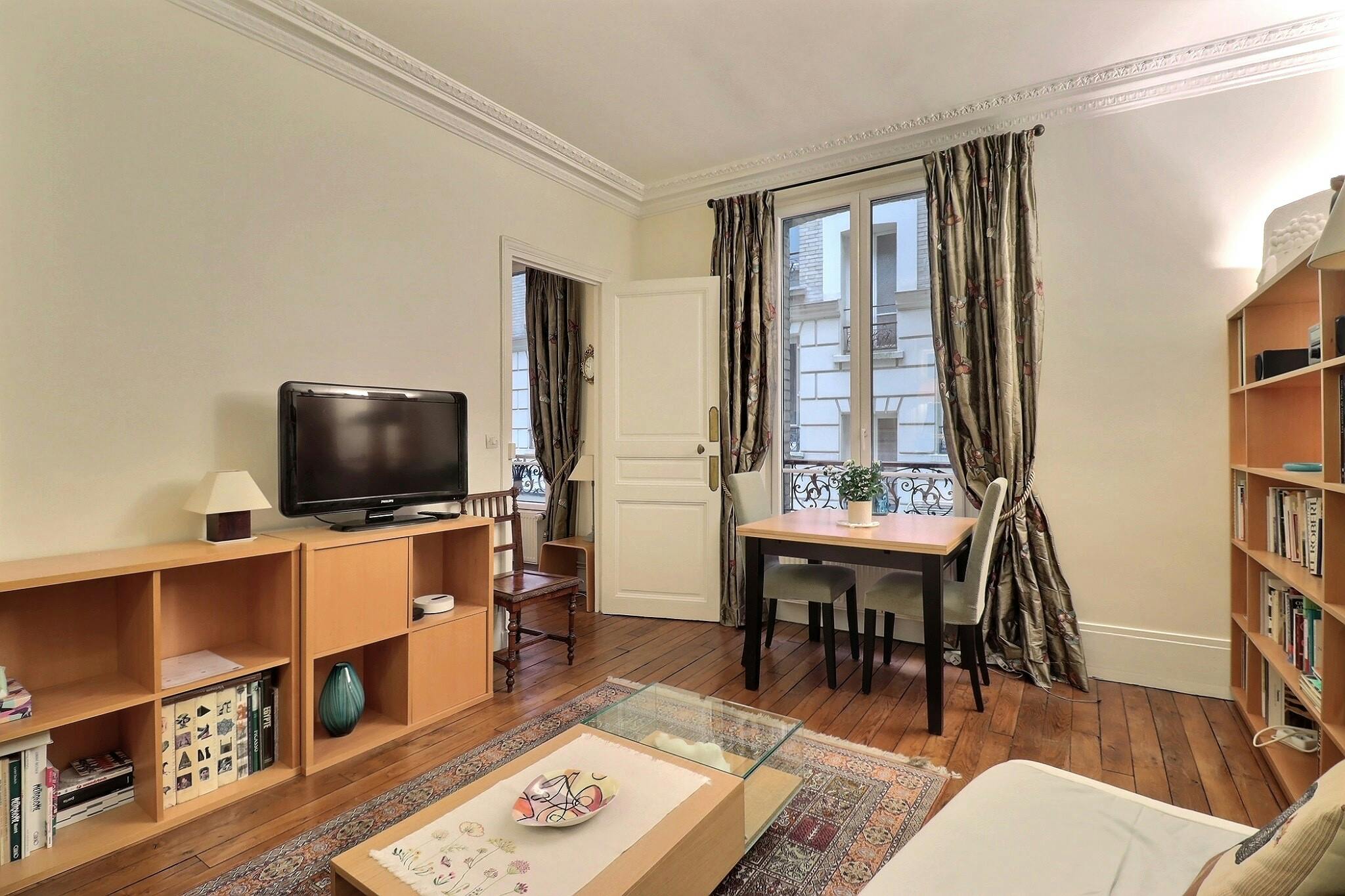 1-Bedroom Apartment in Rue Broca, Paris (1475824) ROOM 1