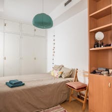 Private room for rent for €600 per month in Barcelona, Carrer de Saragossa