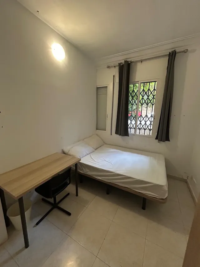 Private room in Carrer dels Cavallers, Barcelona (1475832) room image 1