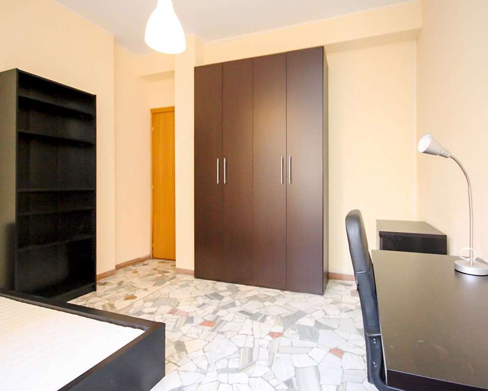 Private room for rent for €615 per month in Milan, Via Giuseppe Bruschetti