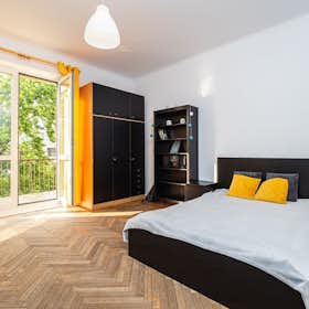 私人房间 正在以 PLN 2,050 的月租出租，其位于 Warsaw, ulica Tamka