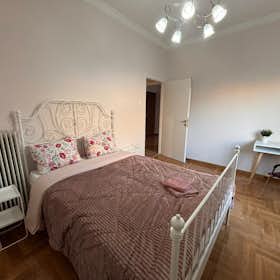 Private room for rent for €550 per month in Athens, Aristotelous