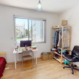 Private room for rent for €412 per month in Grenoble, Rue Lavoisier