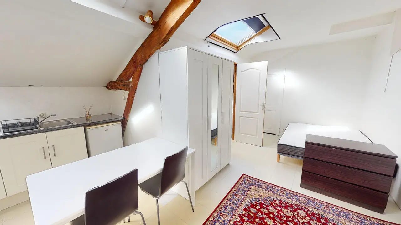 单间公寓 正在以 €514 的月租出租，其位于 Nantes, Rue Yves Bodiguel