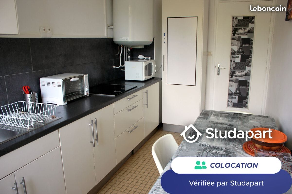 Private room for rent on Rue Pierre Courtade, Saint-Martin-d’Hères