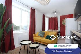 Отдельная комната сдается в аренду за 410 € в месяц в Brest, Rue Anatole France