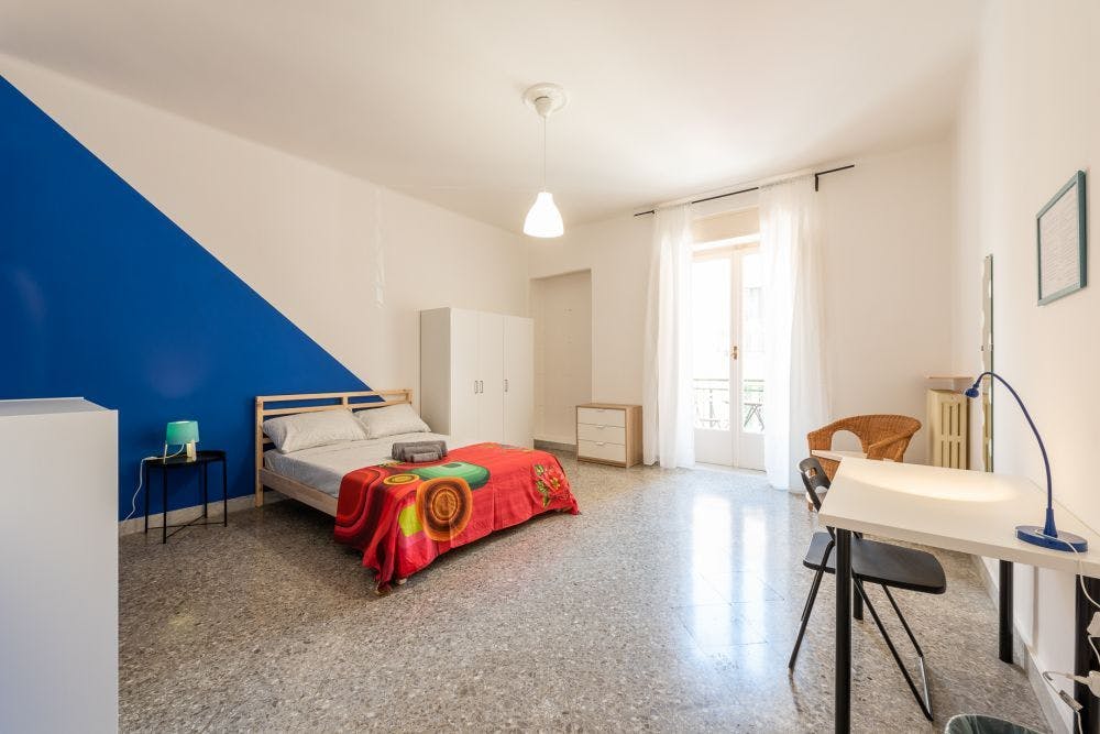 Shared room for rent for €350 per month in Bari, Via Michelangelo Signorile