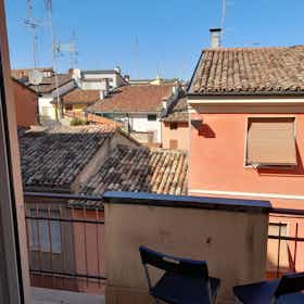 Quarto privado para alugar por € 400 por mês em Faenza, Via Calligherie