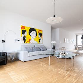 Apartment for rent for €2,900 per month in Berlin, Waldemarstraße