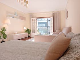 Private room for rent for €840 per month in Porto, Rua de Aires de Ornelas