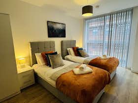 Apartment for rent for £2,630 per month in Birmingham, Scotland Street