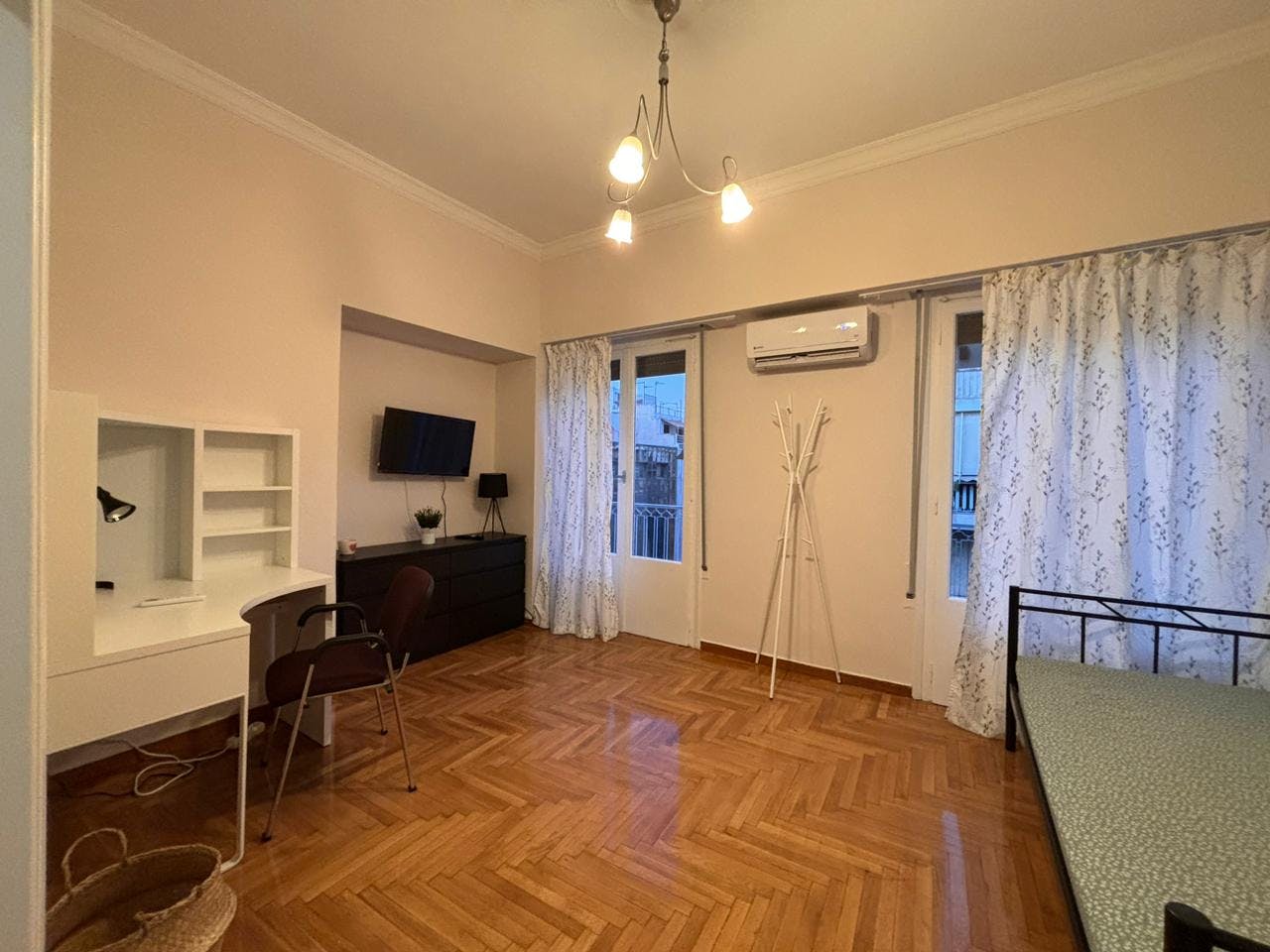 Single room Athens, 13m² — photo 4