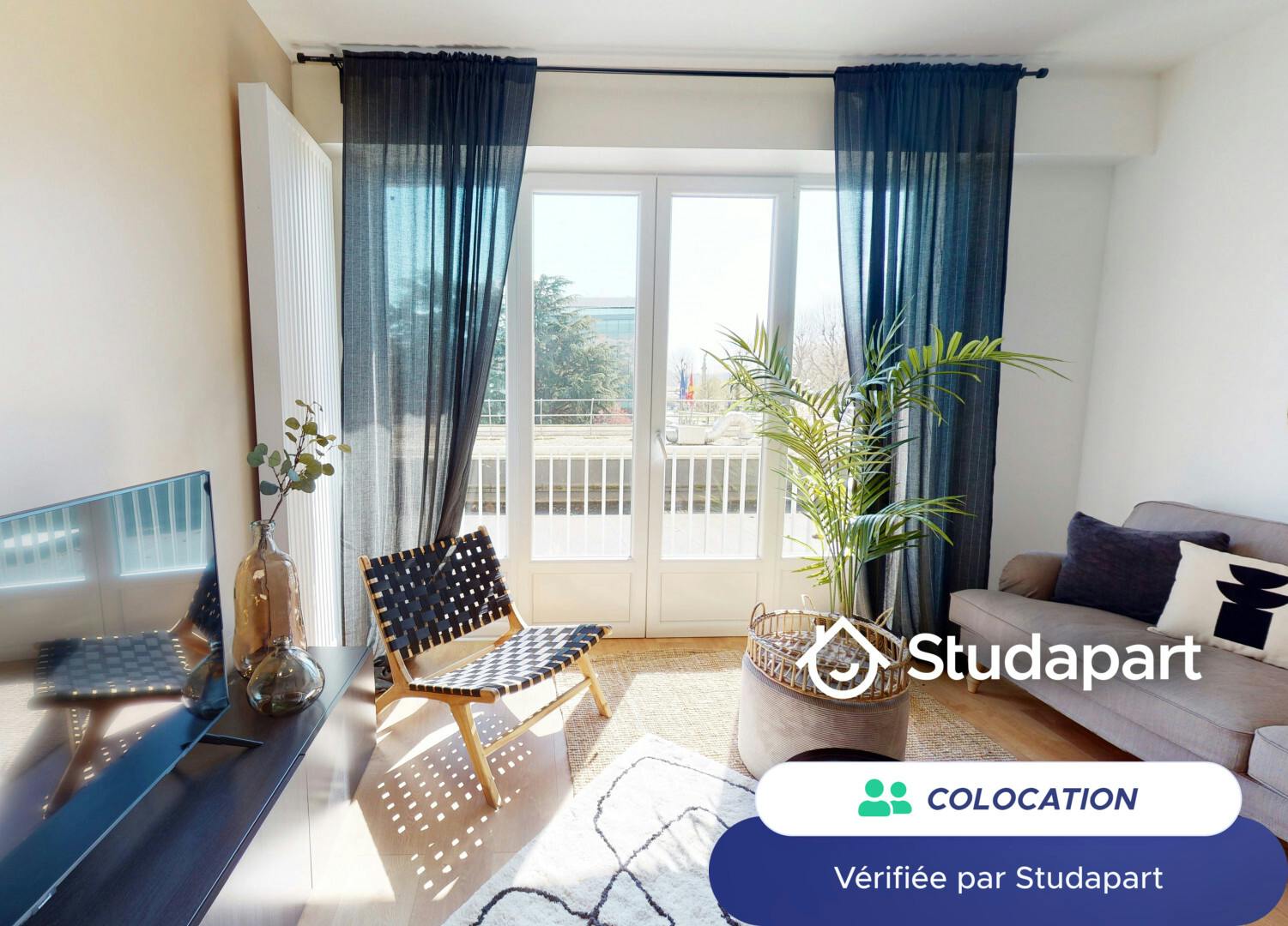 Private room for rent for €475 per month in Rouen, Rue Saint-Sever