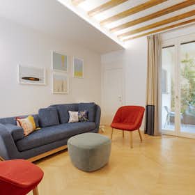 Apartment for rent for €2,800 per month in Milan, Via Ponte Vetero