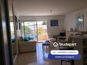 Apartamento para alugar por € 980 por mês em La Baule-Escoublac, Avenue du Bois d'Amour