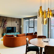 Apartment for rent for €1,580 per month in Antwerpen, Oudesteenweg