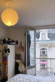 Chambre privée à louer pour 545 €/mois à Brussels, Lombardstraat