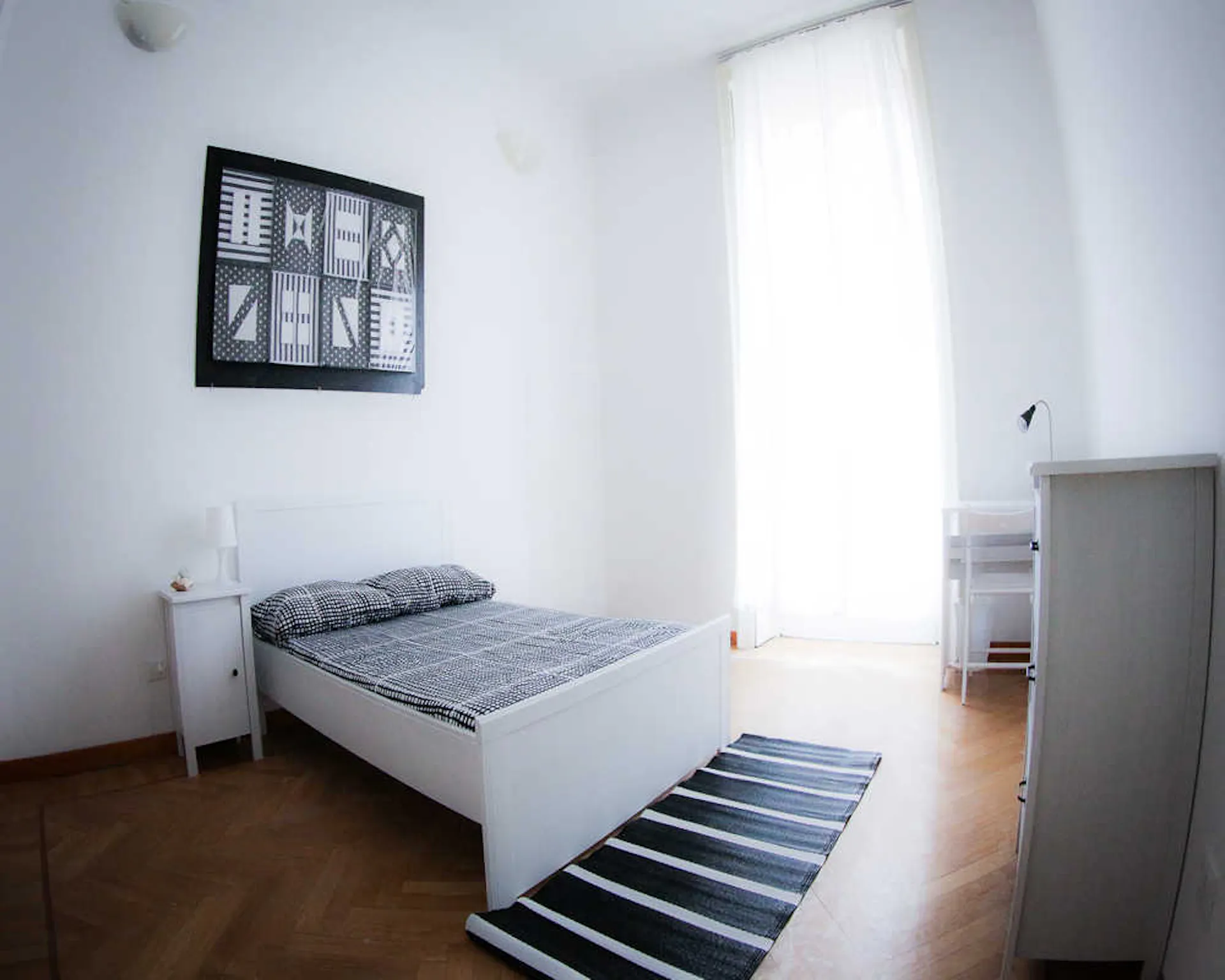 Viale Regina Giovanna, Milan preview